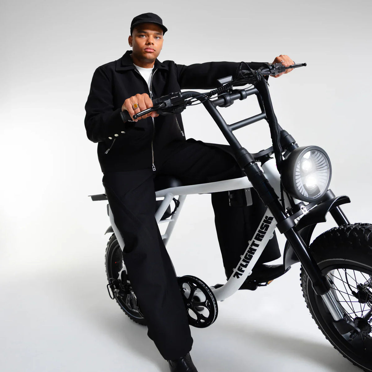 Flight Risk 505 Display FLIGHT RISK FR505 ESCAPE VEHICLE – affordable Motorbikes Australia